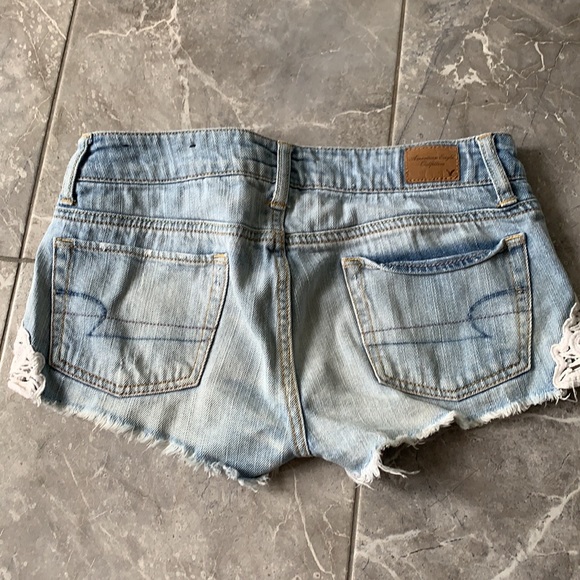2/20$🔥AMERICAN EAGLE JEAN SHORTS - Picture 2 of 4